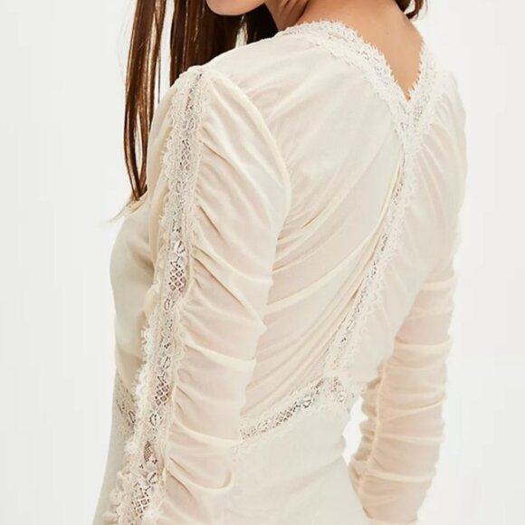 new FREE PEOPLE intimately forever young lace trim bodysuit sooo soft L - Picture 2 of 3